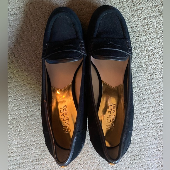 MICHAEL KORS worn once in box! Black suede loafer wedges. Sz 8.5. - Picture 4 of 10